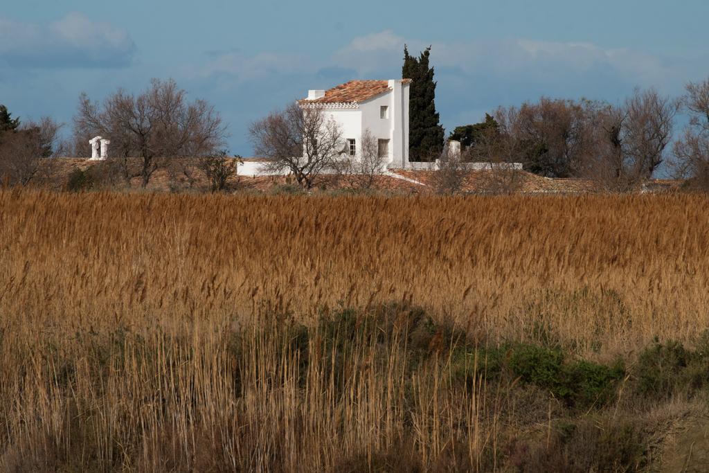 Hotel Cacharel Saintes-Maries-de-la-Mer Esterno foto